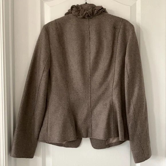 NWT BANANA REPUBLIC Wool Blend Herringbone Ruffles Asymmetrical Jacket Size 8P